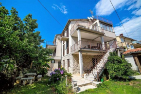 SUNNY Apartment with large balcony by Villa Mihaela Porec